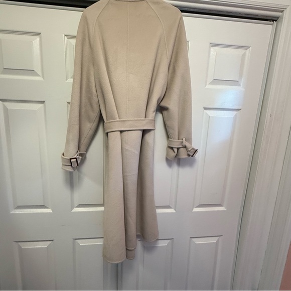 SOLD - Picture 3 of 9